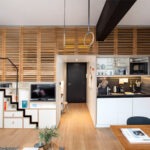 ChatGPT: Wohnraum mit unterschiedlichen Stauraumlösungen