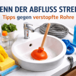 Waschbecken mit Pömpel und Reinigungsuntensilien