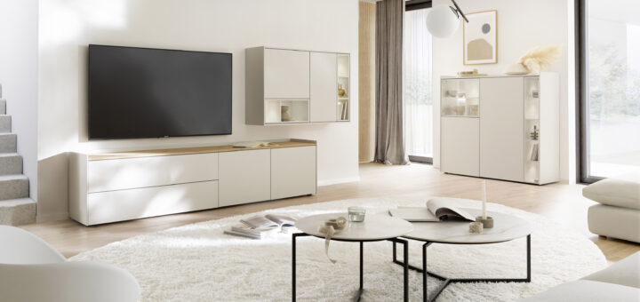 Modernes helles Wohnzimmer